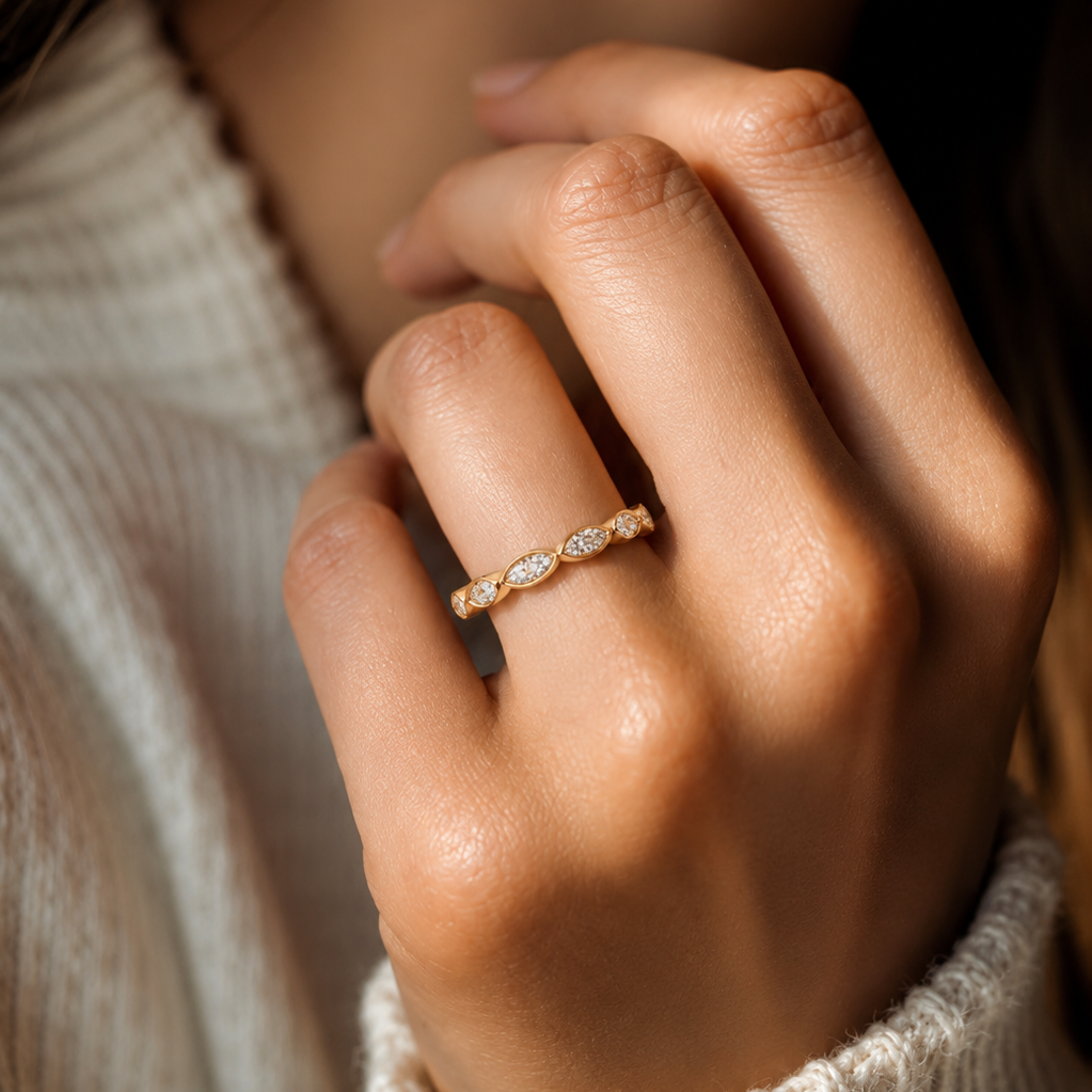 Vintage Inspired Round Lab Grown Diamond Wedding Band